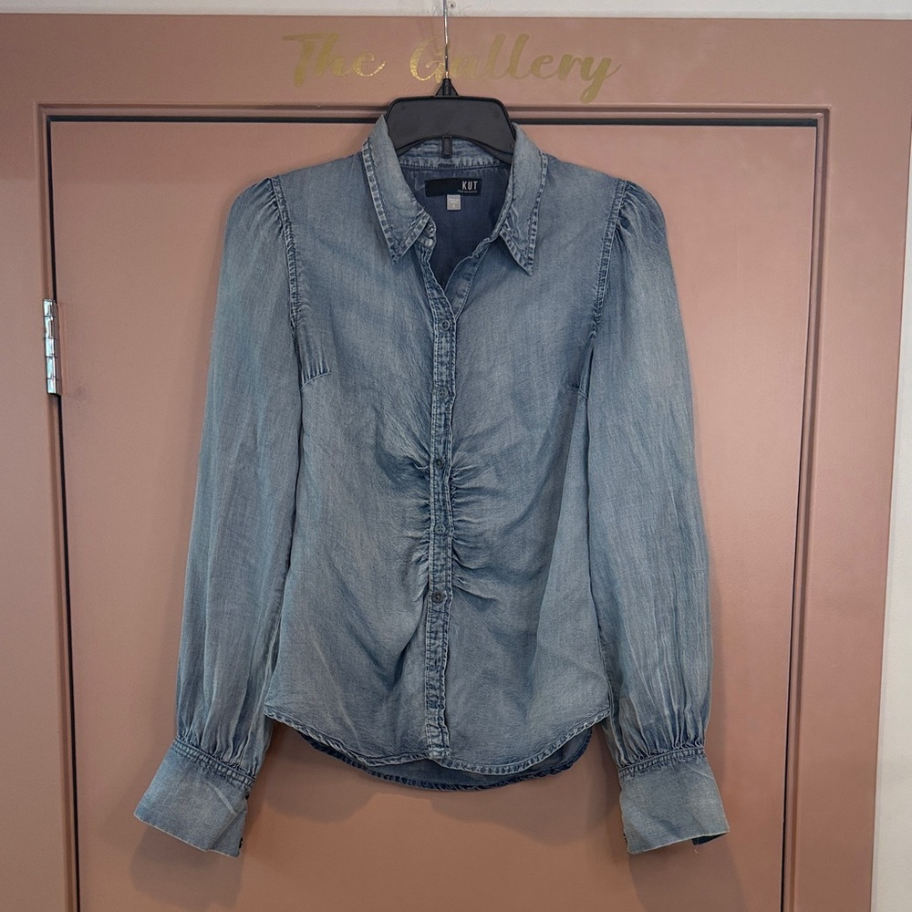 Kut from the Kloth Blue Denim Button Up